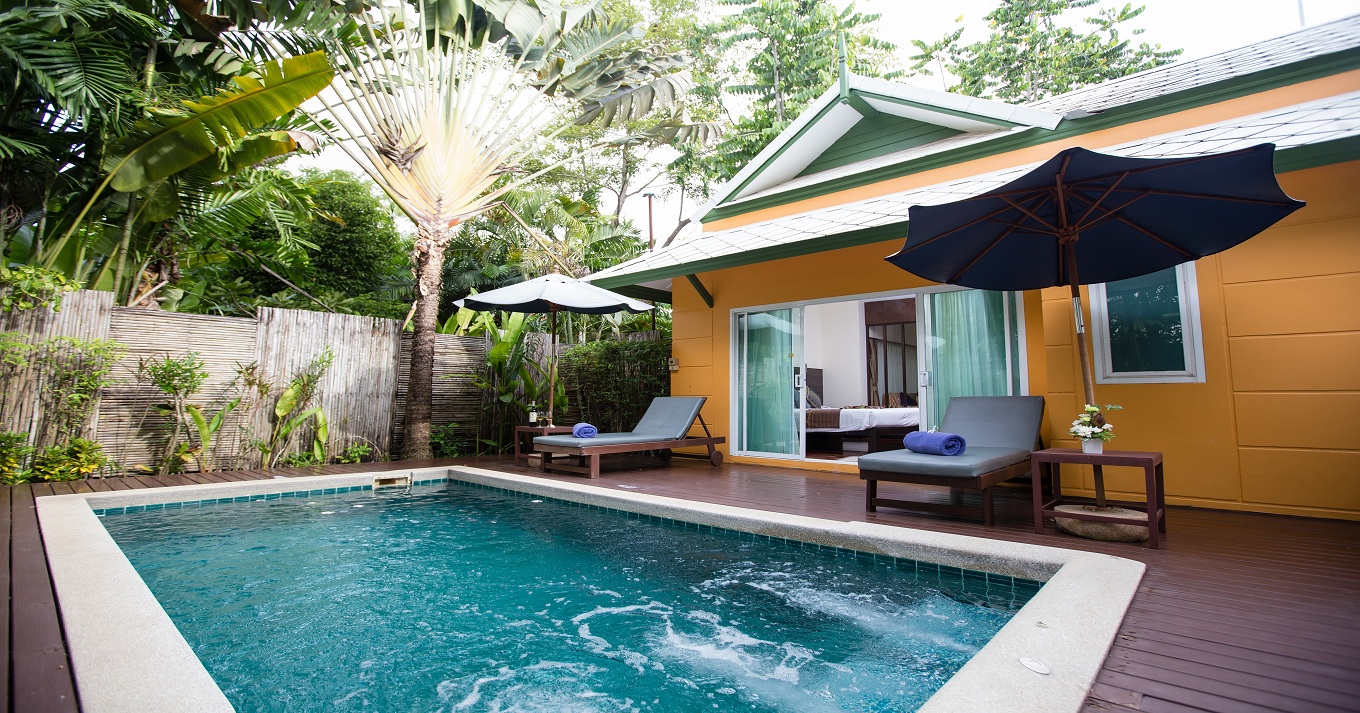 pool villa